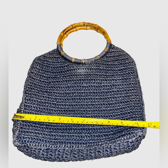 ⭐️UNIQUE WOVEN GRAY-BLUE PURSE W/BAMBOO HANDLES!! Gorgeous condition!! - Picture 7 of 12